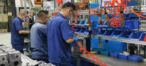 長春一東 以自主創(chuàng)新驅(qū)動發(fā)展，數(shù)碼產(chǎn)品研發(fā)與銷售開辟新增長極